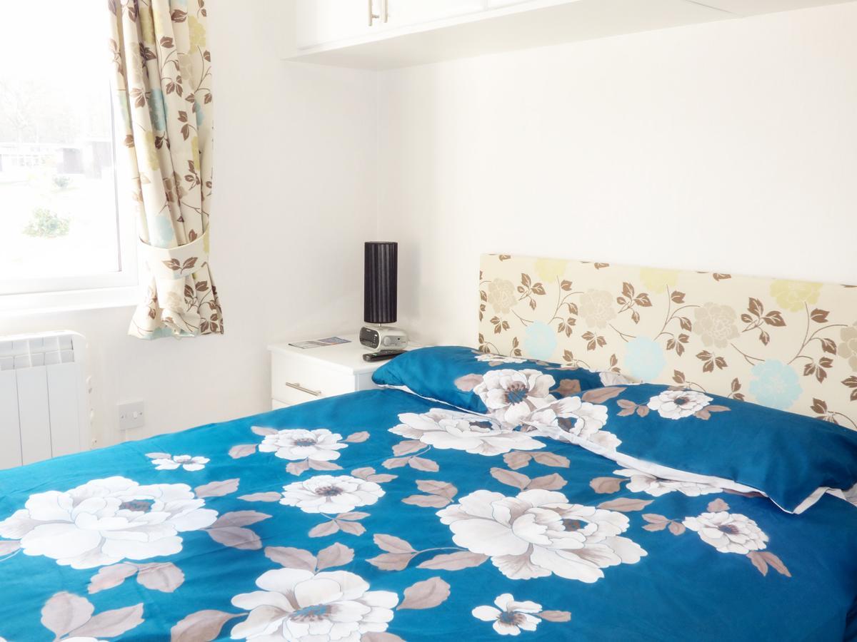 73-The Lodge Llanina ภายนอก รูปภาพ