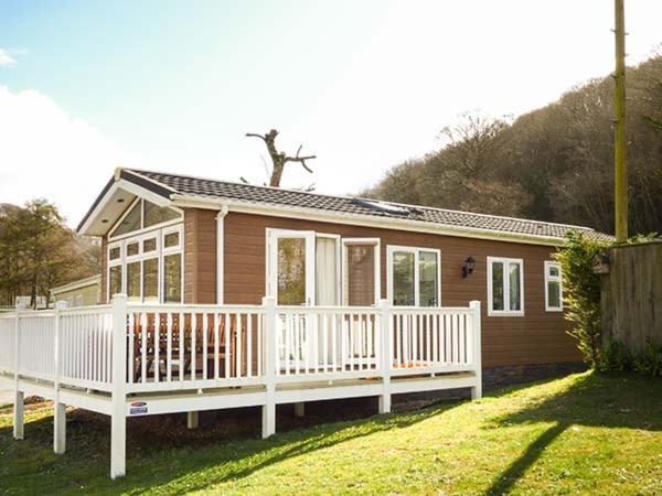 73-The Lodge Llanina ภายนอก รูปภาพ